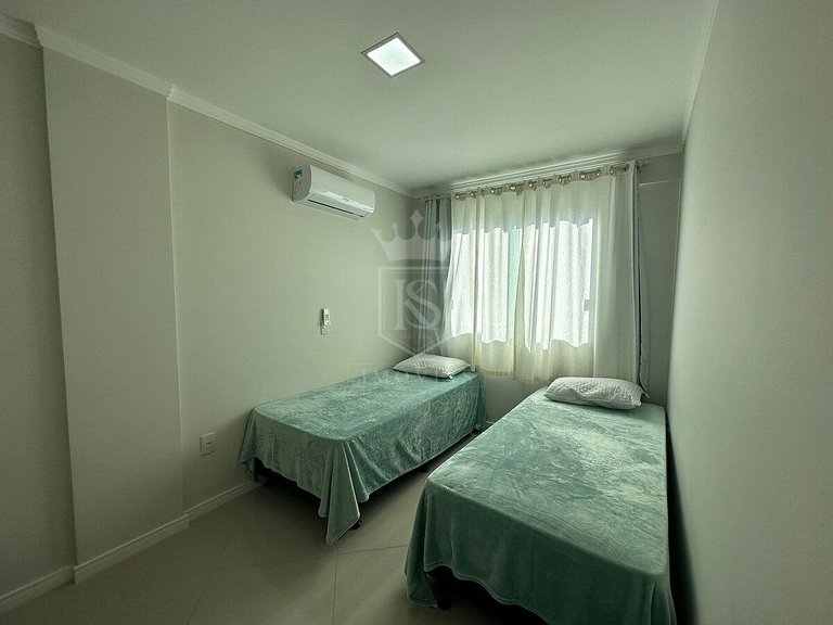 A56 - Apartamento para 7 pessoas centro Bombinhas