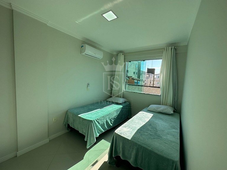 A56 - Apartamento para 7 pessoas centro Bombinhas