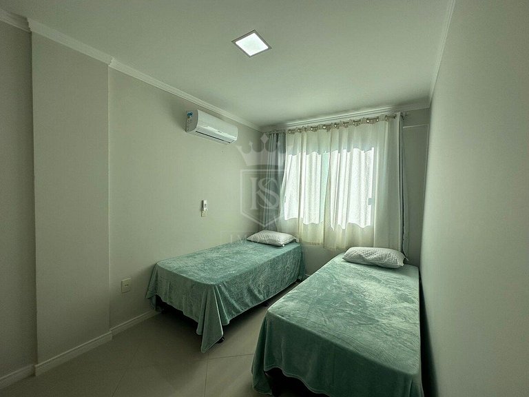 A56 - Apartamento para 7 pessoas centro Bombinhas