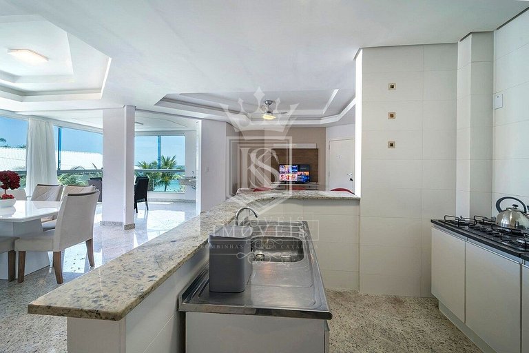A33 - Ilhas Helênicas cobertura duplex - Centro de Bombinhas