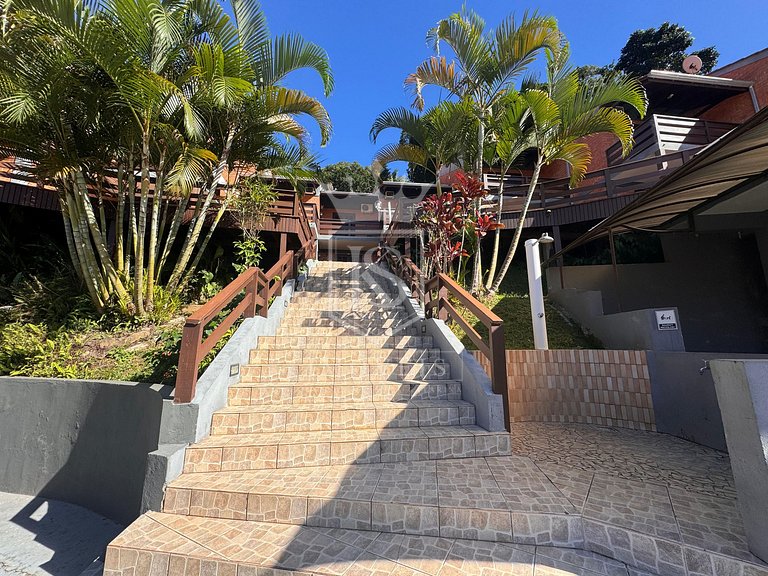 A39 - Residencial Bombinhas - Apto 08 - Sobrado Duplex - cen
