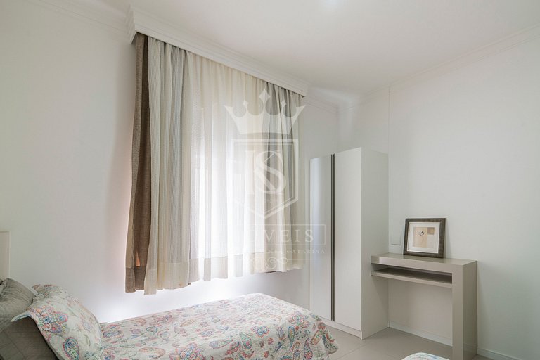 A17 - 301 bloco II - Aguas Azuis - Apartamento 3 suítes com