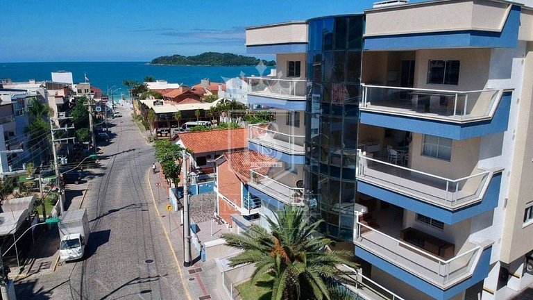 A37 - Águas Azuis 302 bl 2 - centro de Bombinhas - 03 Suítes