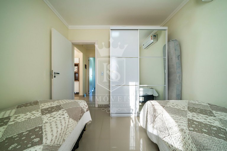 A22 - 402 Res. Costa Verde - Apartamento 2 dormitórios centr