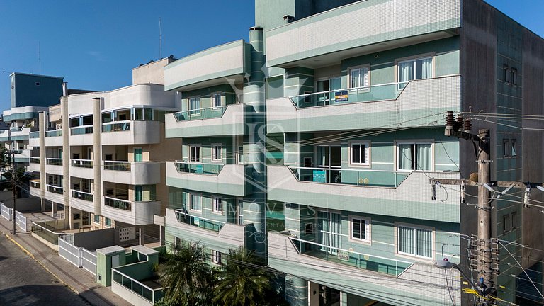 A22 - 402 Res. Costa Verde - Apartamento 2 dormitórios centr