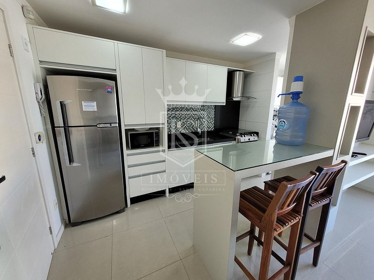A133- Excelente apartamento com 3 dormitórios na praia de Bo