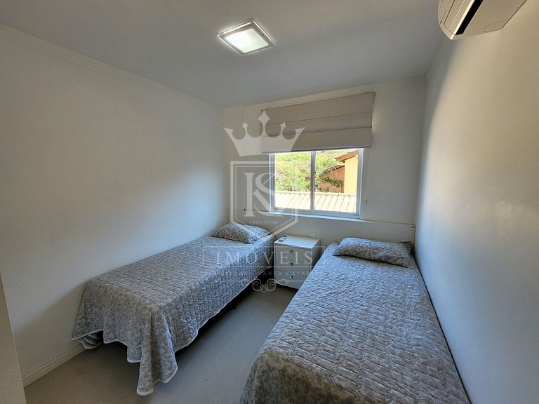 A133- Excelente apartamento com 3 dormitórios na praia de Bo