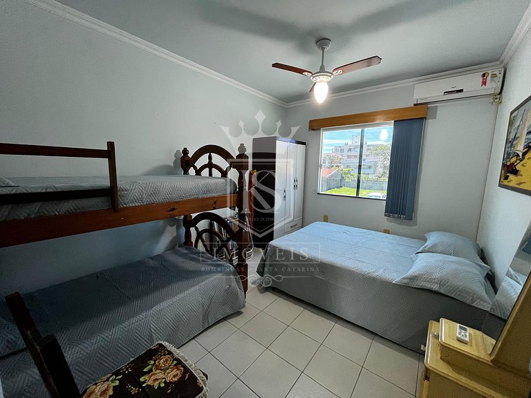 A58- Apartamento térreo com 2 dormitórios em Bombinhas Centr