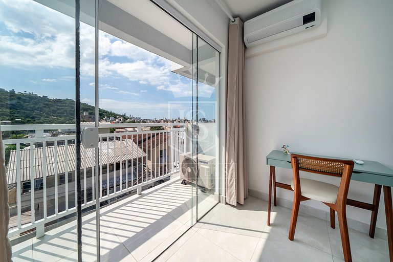 A106 - Apartamento de 02 dormitórios próximo à praia de 4 Il