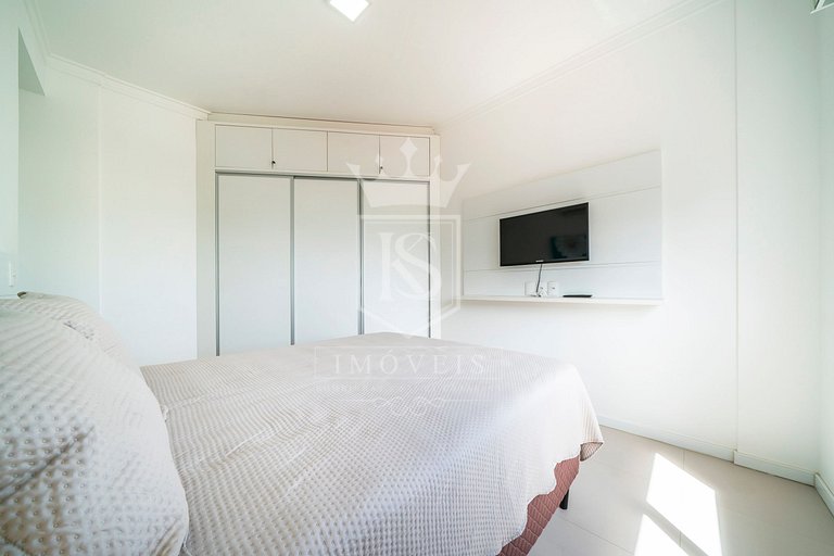 A42 - Águas Azuis - Apto 402 bl 02 - Apartamento 03 suítes c