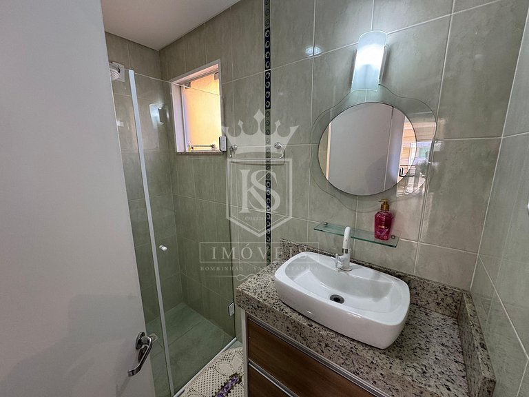 A25 - Salema 202 · Apartamento 2 dormitórios centro de Bombi