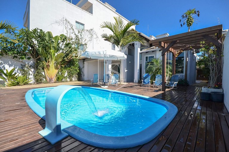 A114- Linda casa 4 suítes em Canto grande com PISCINA!
