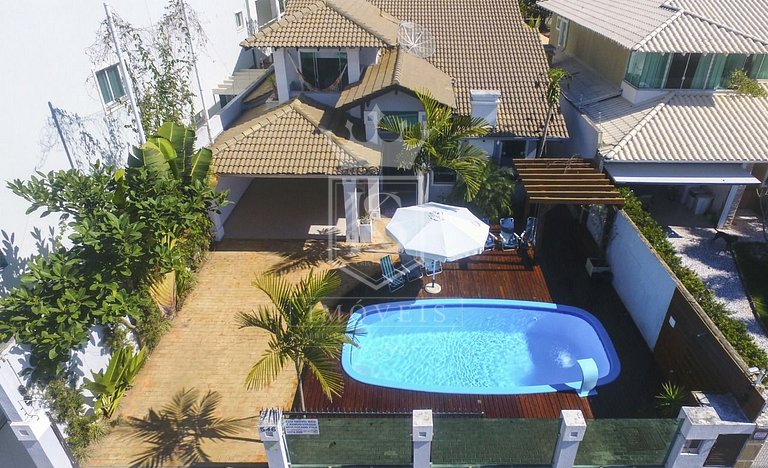 A114- Linda casa 4 suítes em Canto grande com PISCINA!