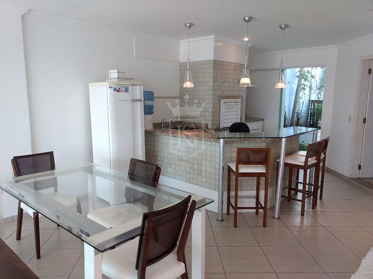 A114 - Linda casa 4 suítes - Canto Grande com PISCINA