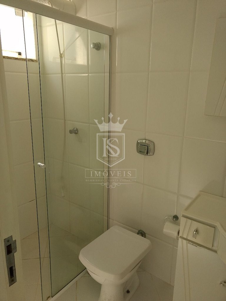 A114- Linda casa 4 suítes em Canto grande com PISCINA!