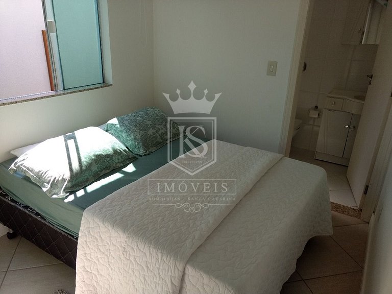 A114- Linda casa 4 suítes em Canto grande com PISCINA!