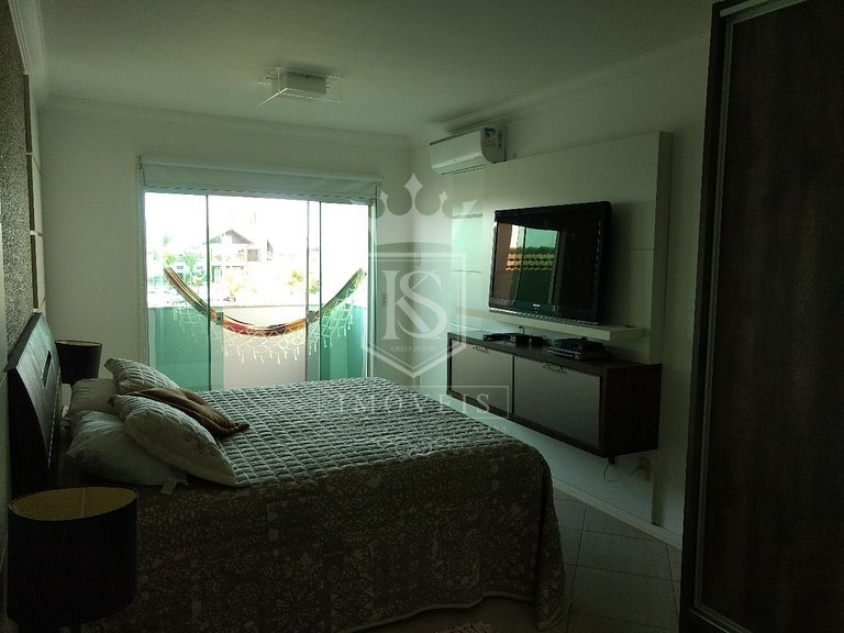 A114- Linda casa 4 suítes em Canto grande com PISCINA!