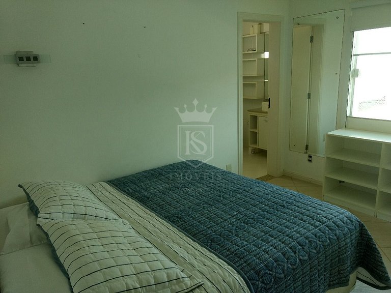A114 - Linda casa 4 suítes - Canto Grande com PISCINA