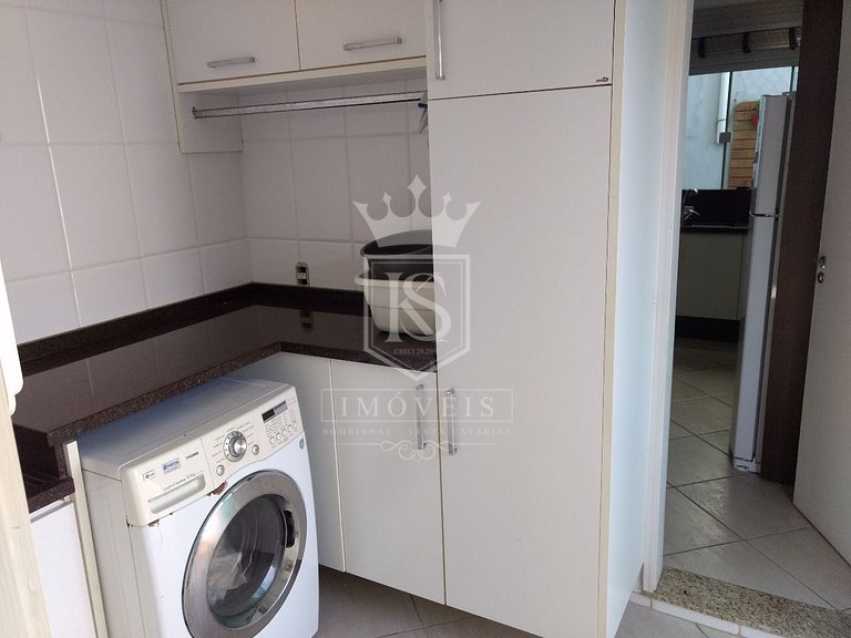 A114- Linda casa 4 suítes em Canto grande com PISCINA!