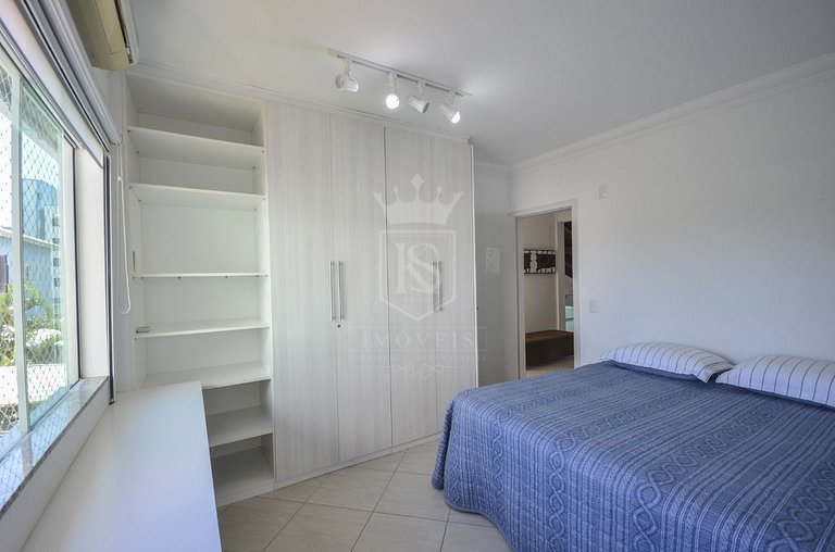 A114 - Linda casa 4 suítes - Canto Grande com PISCINA