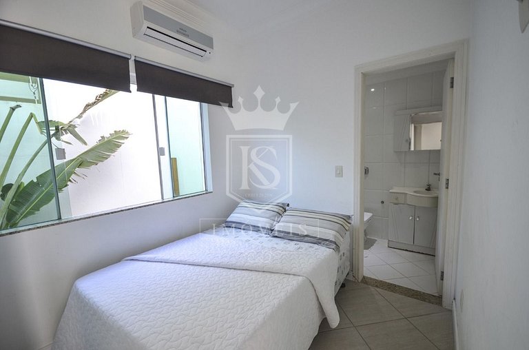 A114- Linda casa 4 suítes em Canto grande com PISCINA!