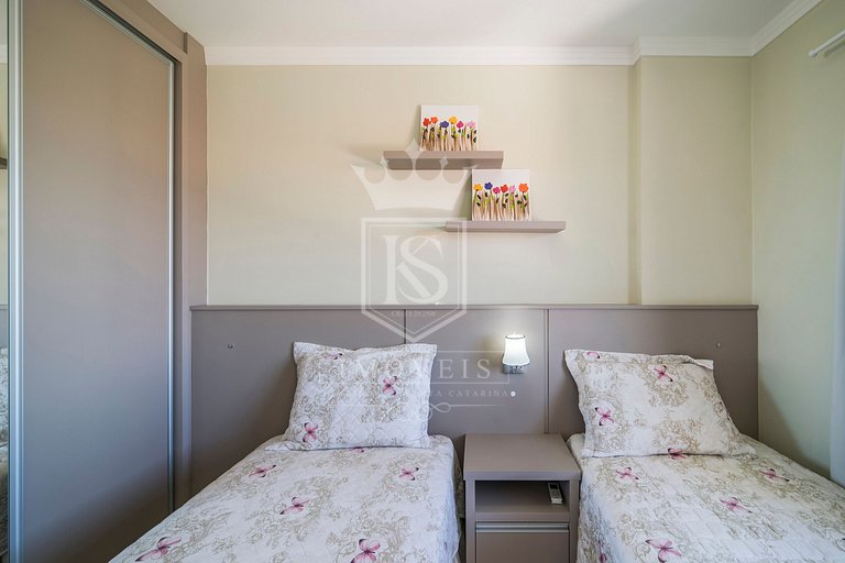 A48 - Acrópole Apto 101 - Apartamento 03 dormitórios - 4 Ilh