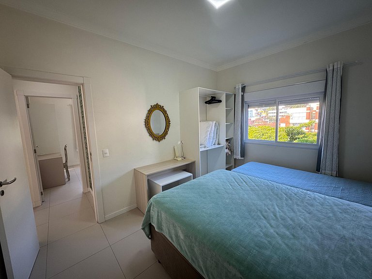 A12 - Águas Azuis 306 bl 01 - Apartamento em Bombinhas - 02