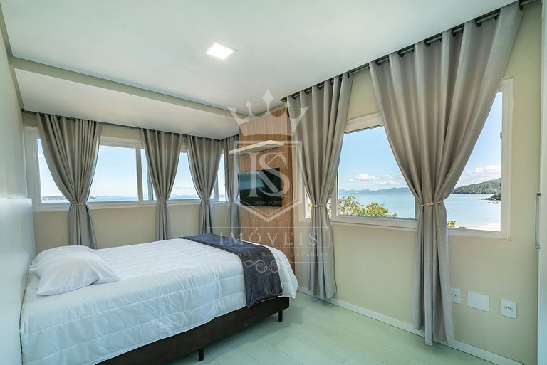 A80 - Casa com saída para o mar em Zimbros