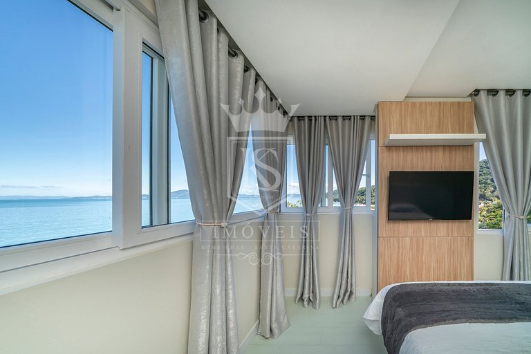 A80 - Casa com saída para o mar em Zimbros