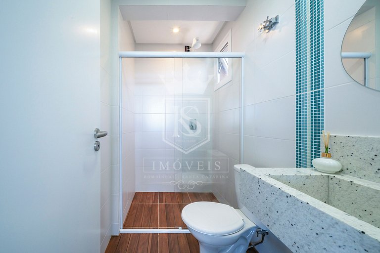 A80 - Casa com saída para o mar em Zimbros