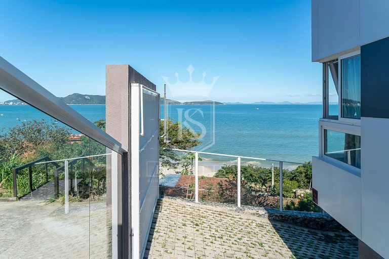 A80 - Casa com saída para o mar em Zimbros