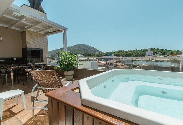 A128 - Vila Piana. Apartamento com jacuzzi no centro de Bomb