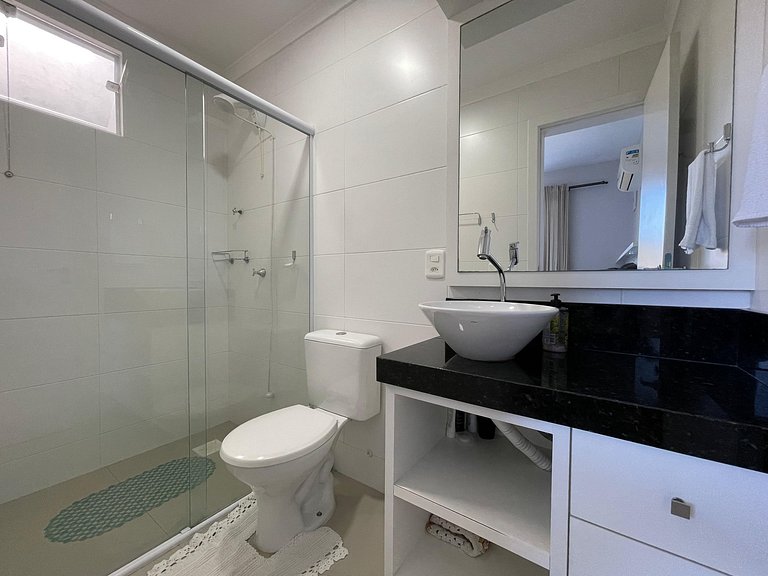 A10 - Cobertura com 03 dormitórios em Bombas