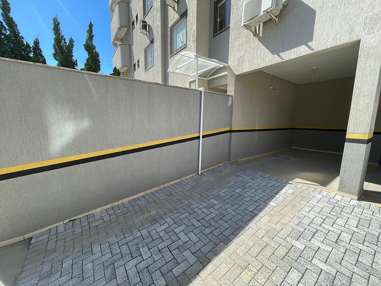 A10 - Cobertura com 03 dormitórios em Bombas