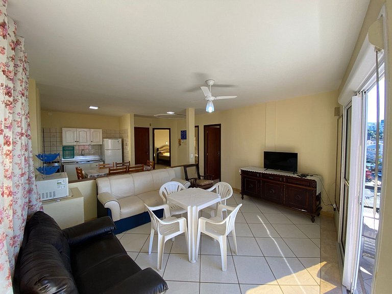 B31- Apartamento de 02 dormitórios no centro com vista