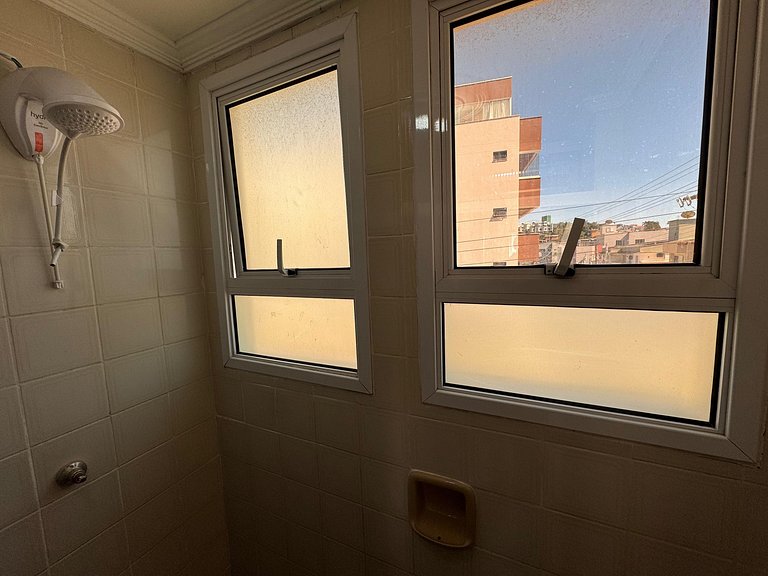 B11- Apartamento com 02 dormitórios no centro