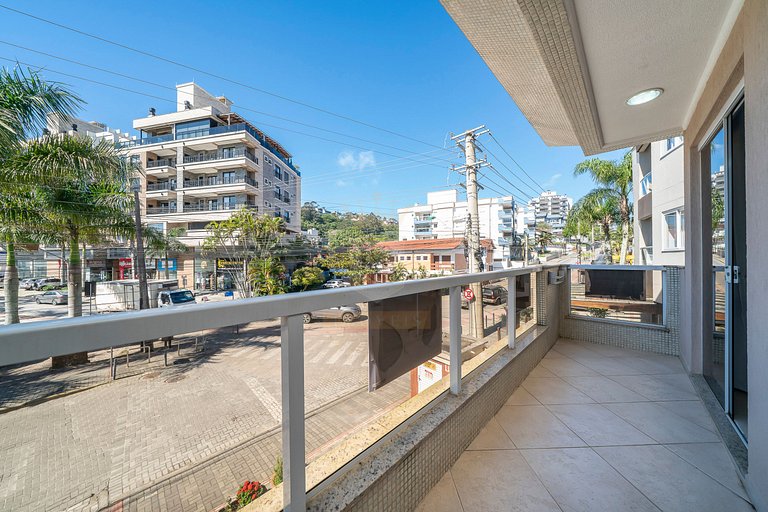 A03 - Shanan Apto 102 - 03 dormitórios perto da praia Bombin