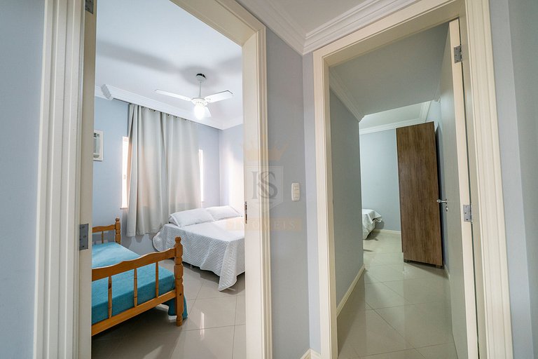 A03 - Shanan Apto 102 - 03 dormitórios perto da praia Bombin