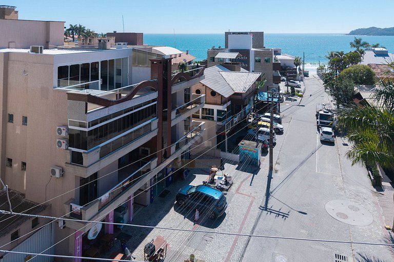 A03 - Shanan Apto 102 - 03 dormitórios perto da praia Bombin