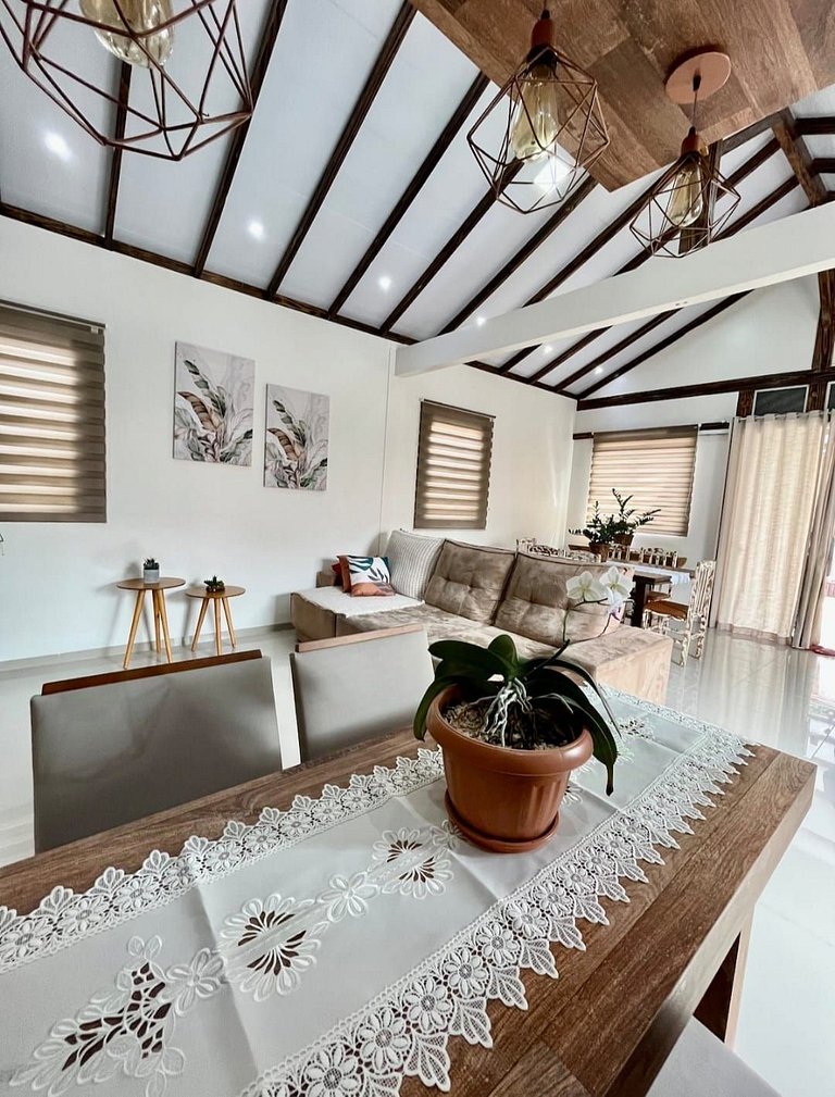 A108 - Casa com 3 quartos com jacuzzi em Mariscal