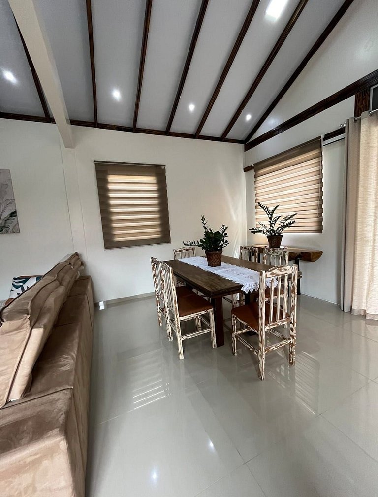 A108 - Casa com 3 quartos com jacuzzi em Mariscal