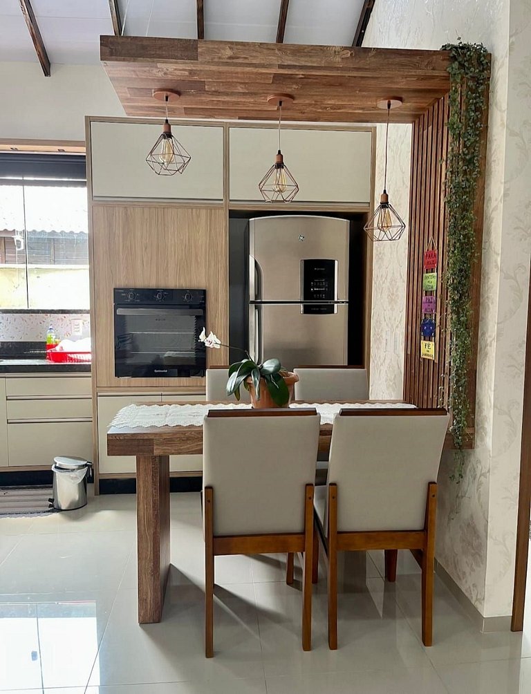 A108 - Casa com 3 quartos com jacuzzi em Mariscal