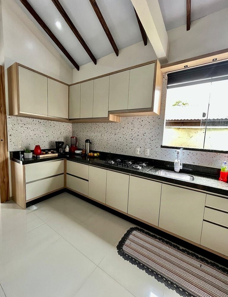 A108 - Casa com 3 quartos com jacuzzi em Mariscal