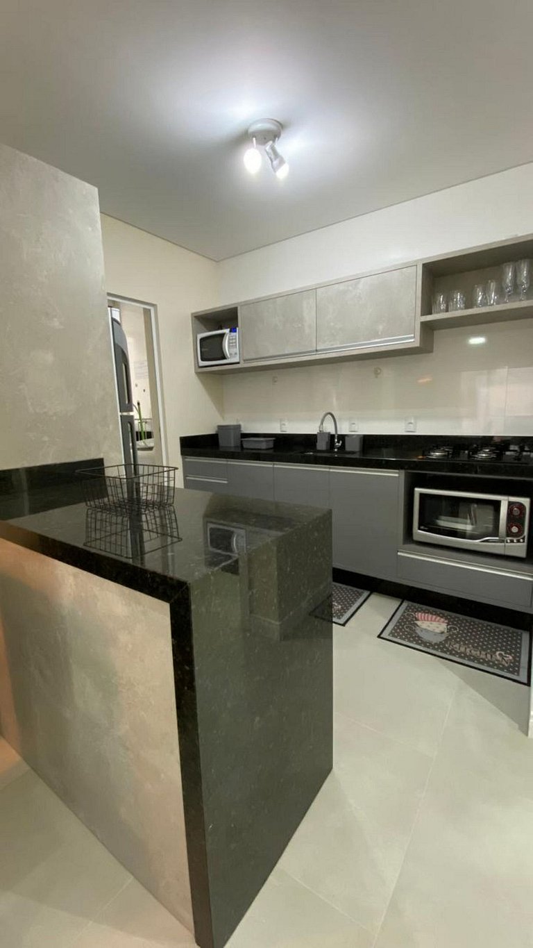 A110- Residencial Amoreira apto 204 Lateral- Na praia de Mar
