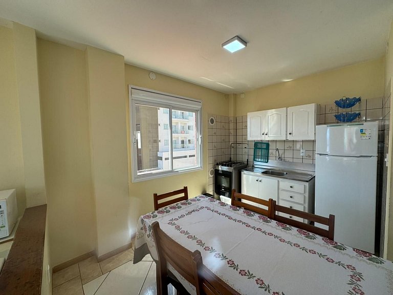 B31- Apartamento de 02 dormitórios no centro com vista