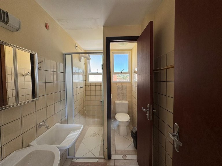 B31- Apartamento de 02 dormitórios no centro com vista