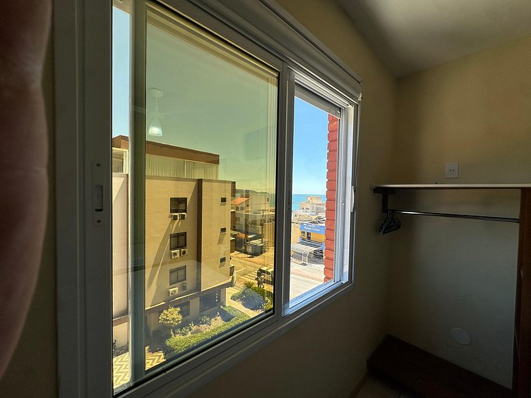 B33 Res Berg Lateral com sacada