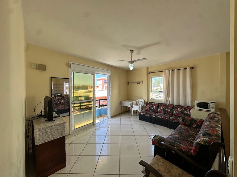 B21- Apartamento com 02 dormitórios com vista Mar