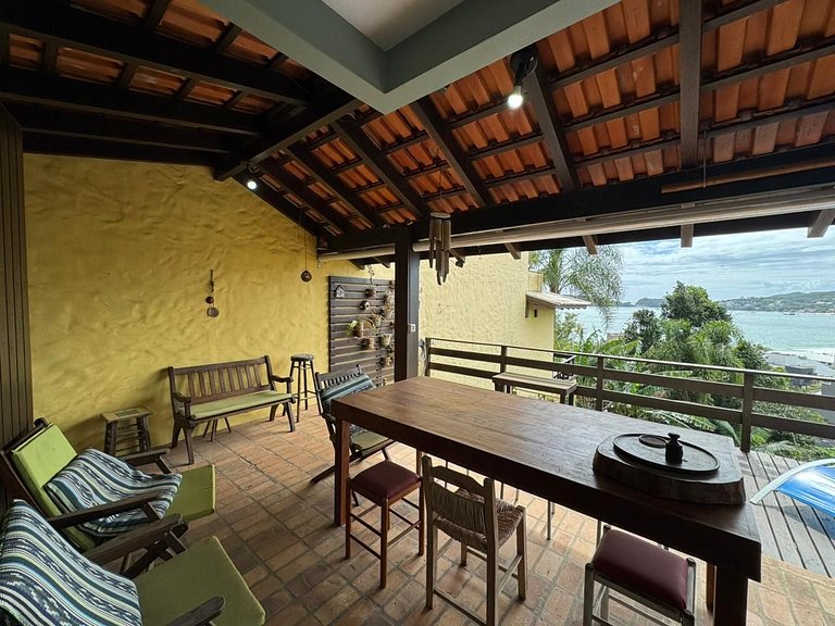 A14 - Casa com vista panorâmica no centro