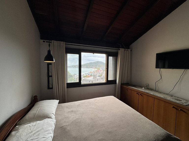 A14 - Casa com vista panorâmica no centro